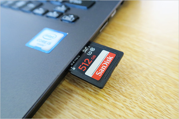 SanDiskの高速SDメモリーカード